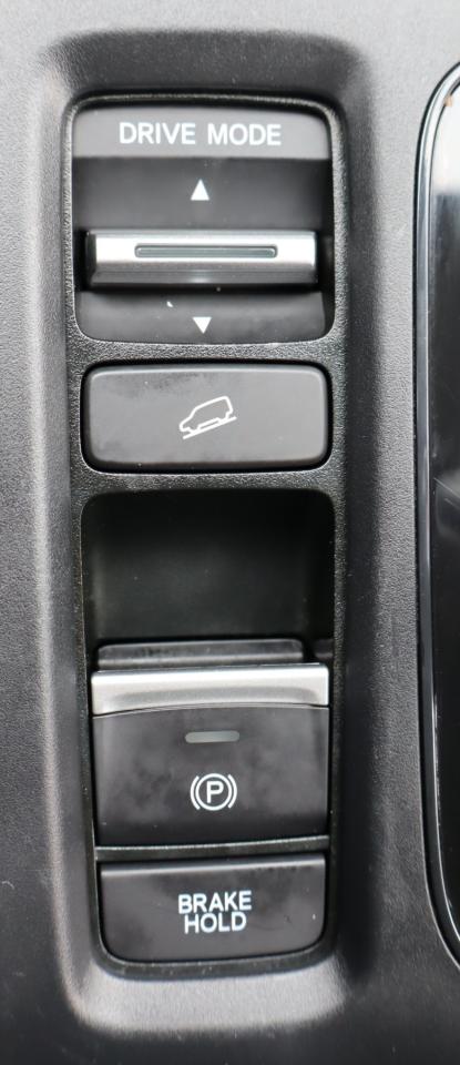 2023 Honda CR-V Hybrid Touring 4dr All-Wheel Drive Photo