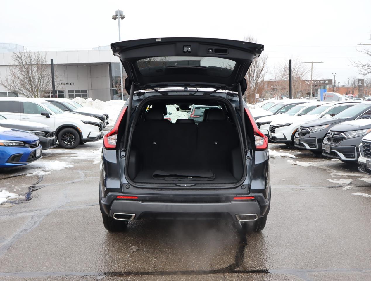 2023 Honda CR-V Hybrid Touring 4dr All-Wheel Drive Photo