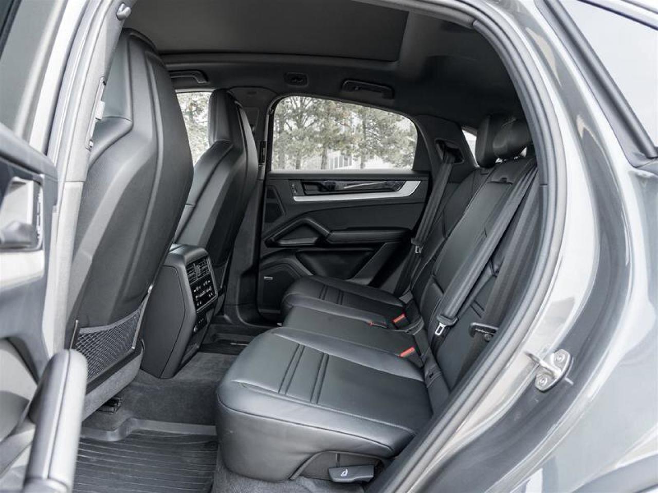 2025 Porsche Cayenne Coupe AWD Premium Pkg Plus 21 RS Spyder Design Whe Photo