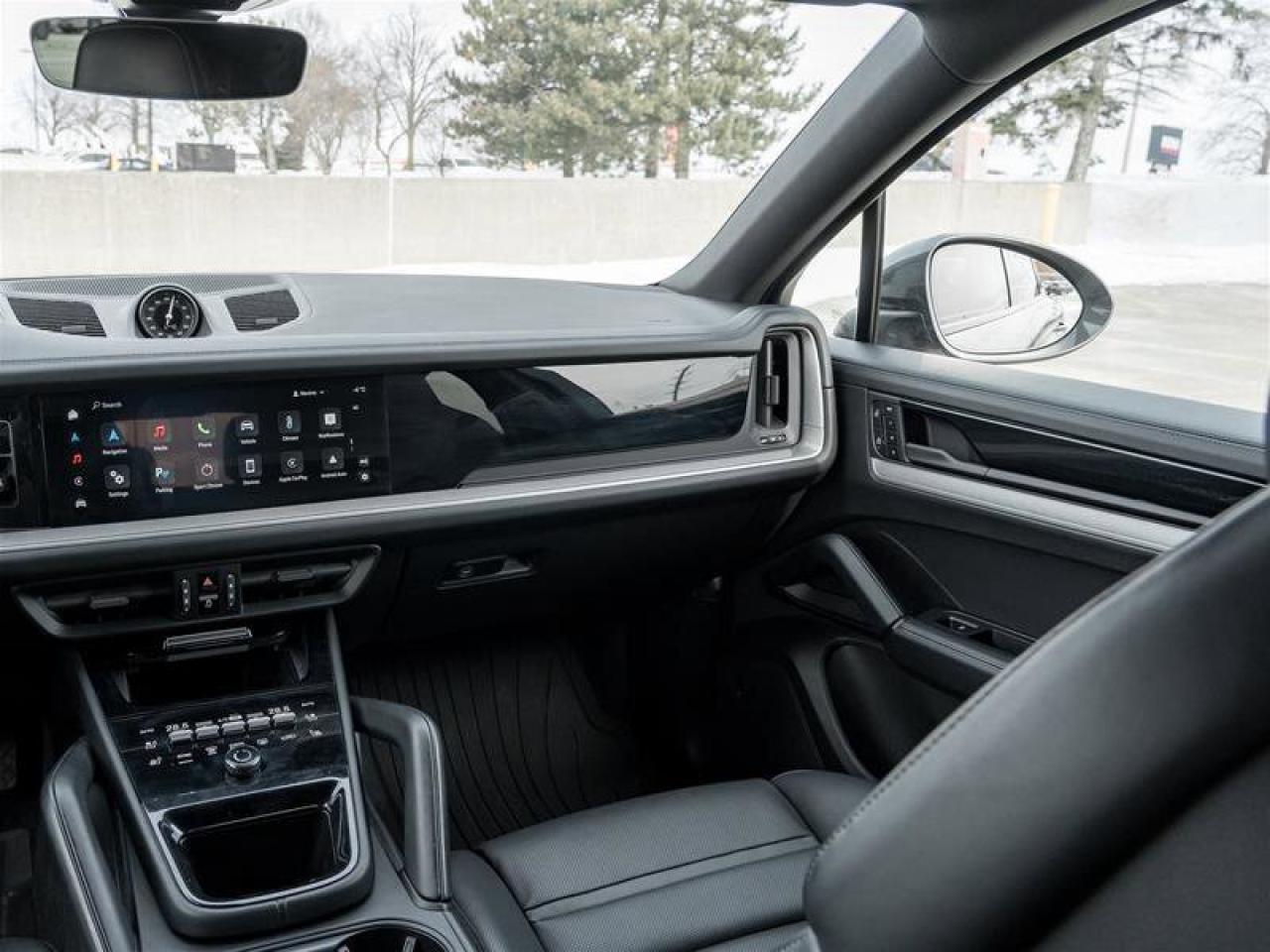 2025 Porsche Cayenne Coupe AWD Premium Pkg Plus 21 RS Spyder Design Whe Photo