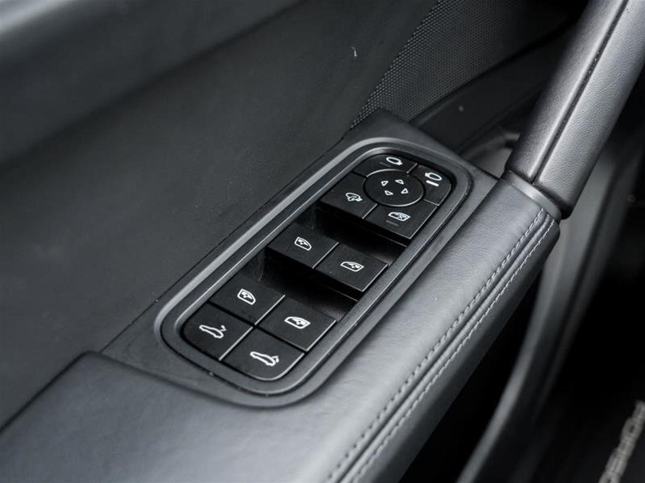 2025 Porsche Cayenne Coupe AWD Premium Pkg Plus 21 RS Spyder Design Whe Photo
