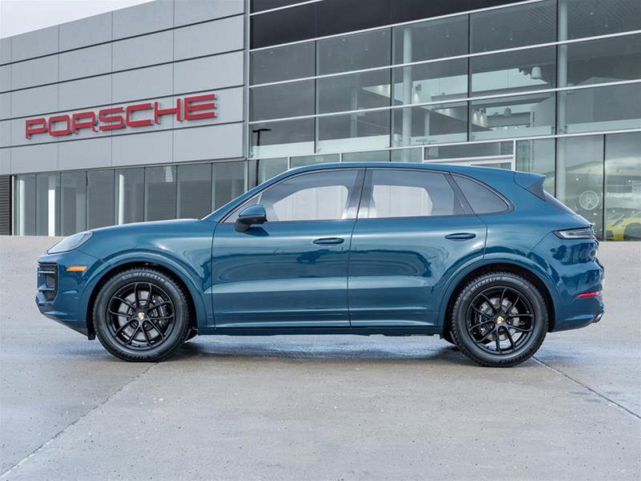 2024 Porsche Cayenne S AWD Premium Pkg Plus SportDesign Pkg in High Glo Photo