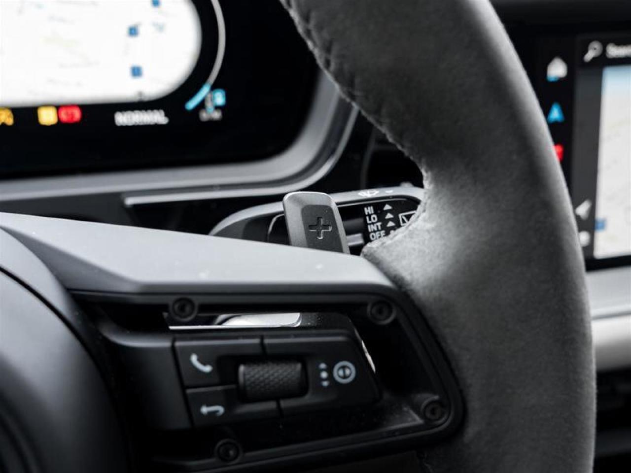 2024 Porsche Cayenne S AWD Premium Pkg Plus SportDesign Pkg in High Glo Photo