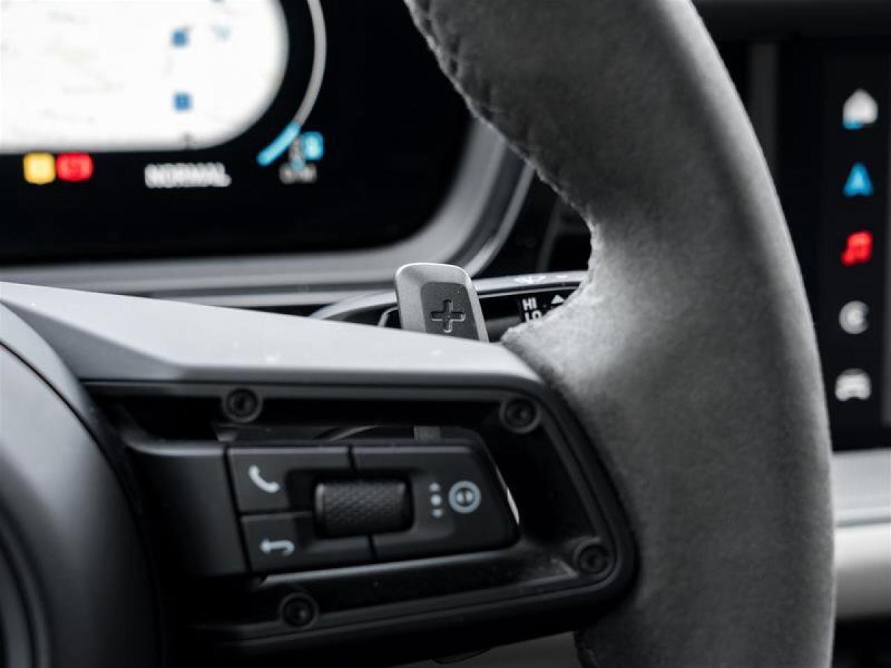 2024 Porsche Cayenne S AWD Premium Pkg Plus SportDesign Pkg in High Glo Photo