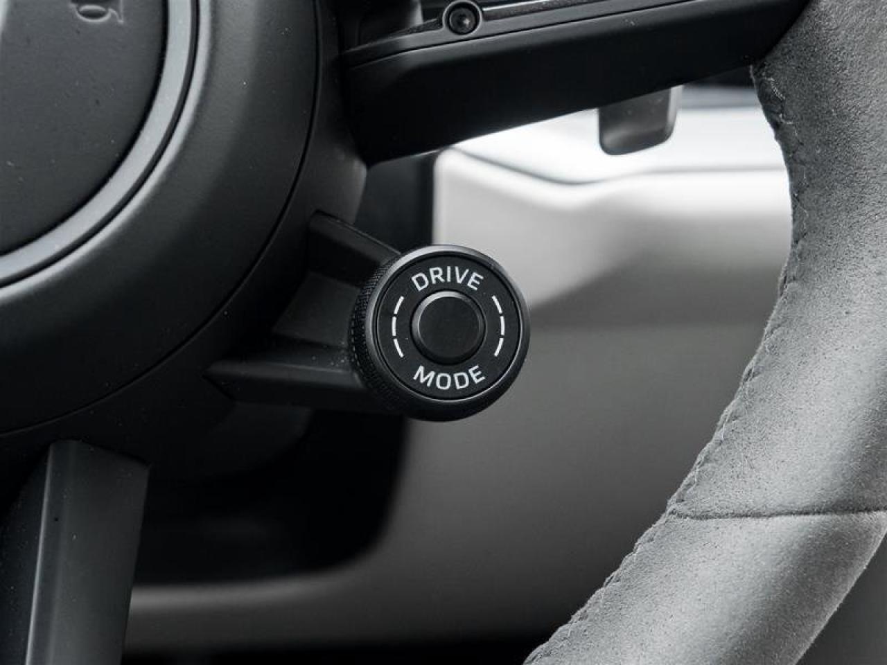 2024 Porsche Cayenne S AWD Premium Pkg Plus SportDesign Pkg in High Glo Photo