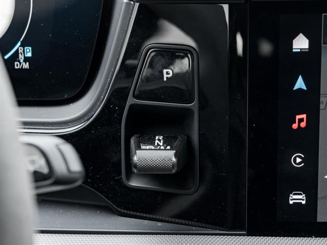 2024 Porsche Cayenne S AWD Premium Pkg Plus SportDesign Pkg in High Glo Photo