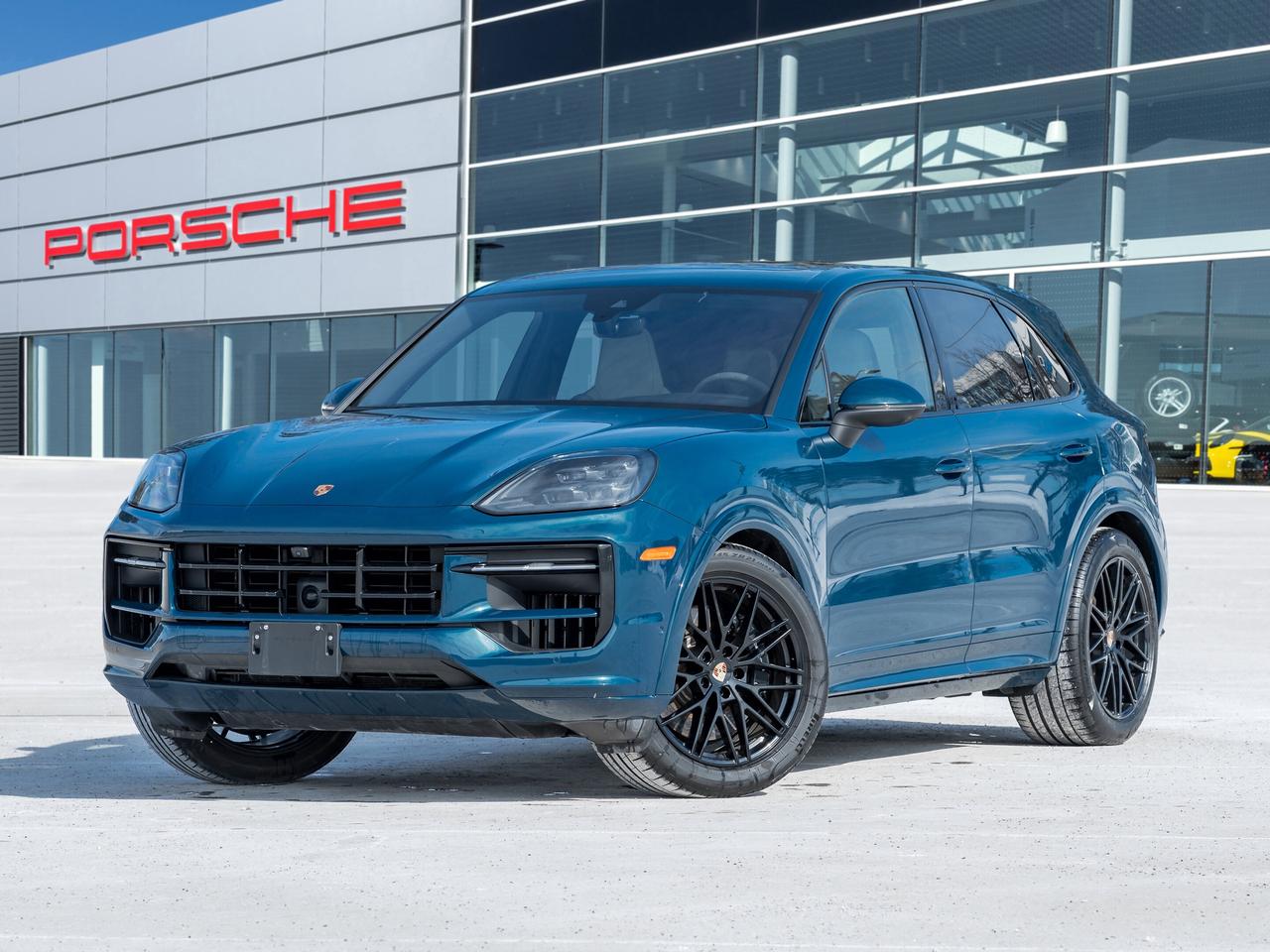 2024 Porsche Cayenne S AWD Premium Pkg Plus SportDesign Pkg in High Glo Photo