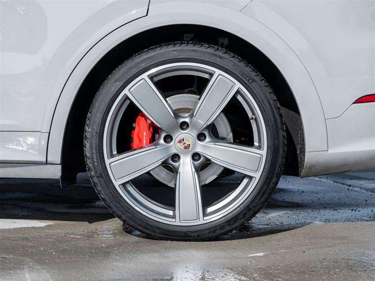 2023 Porsche Cayenne GTS Coupe AWD Adaptive Cruise Control Lane Change Assist Surround View LED-Matrix Design Headlig Photo