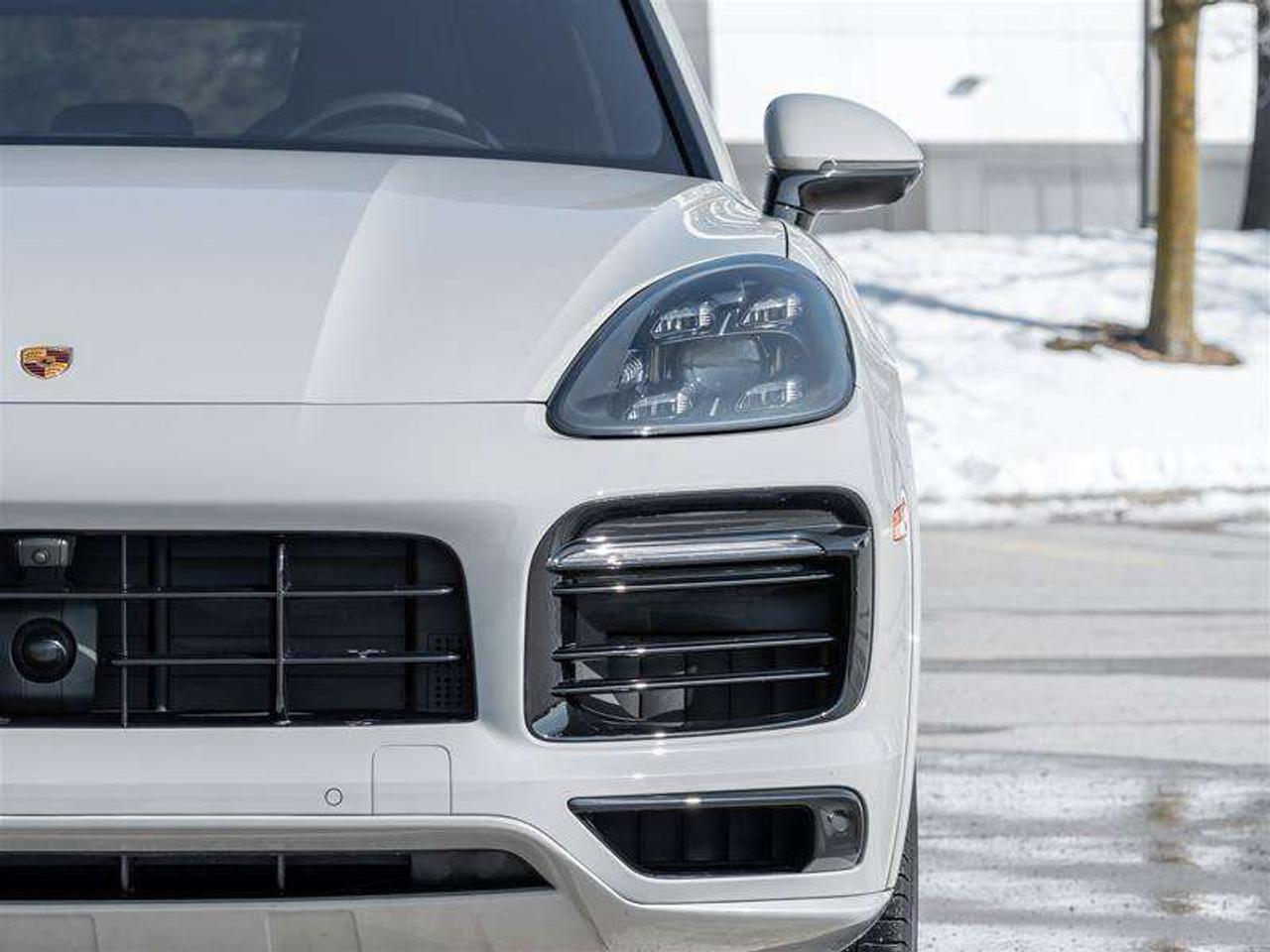 2023 Porsche Cayenne GTS Coupe AWD Adaptive Cruise Control Lane Change Assist Surround View LED-Matrix Design Headlig Photo