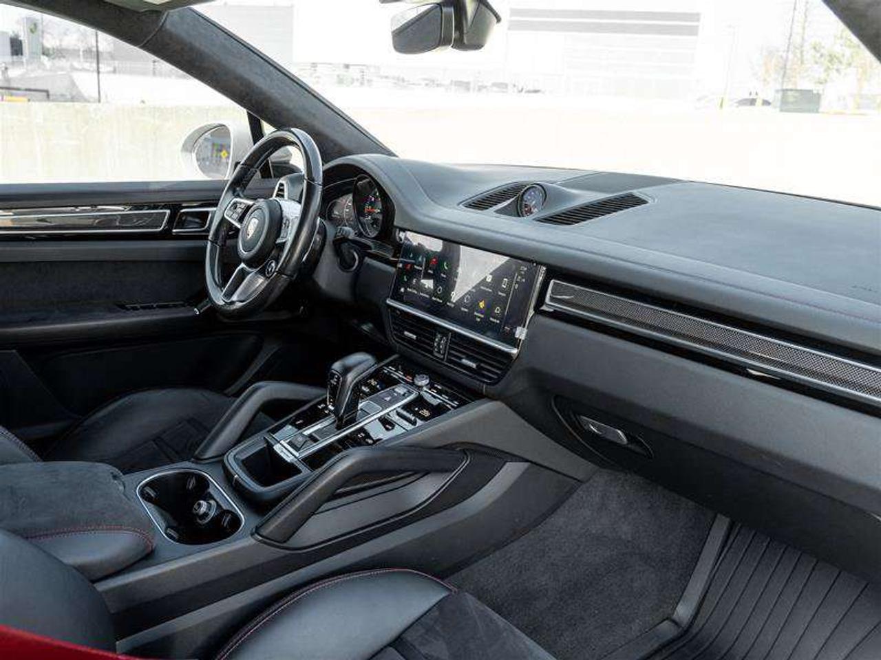 2023 Porsche Cayenne GTS Coupe AWD Adaptive Cruise Control Lane Change Assist Surround View LED-Matrix Design Headlig Photo
