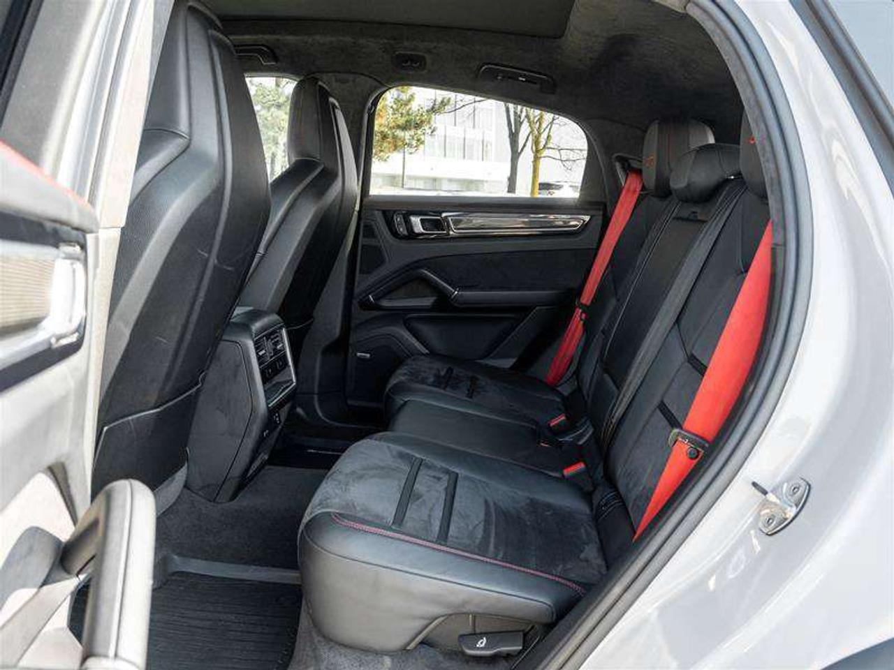 2023 Porsche Cayenne GTS Coupe AWD Adaptive Cruise Control Lane Change Assist Surround View LED-Matrix Design Headlig Photo