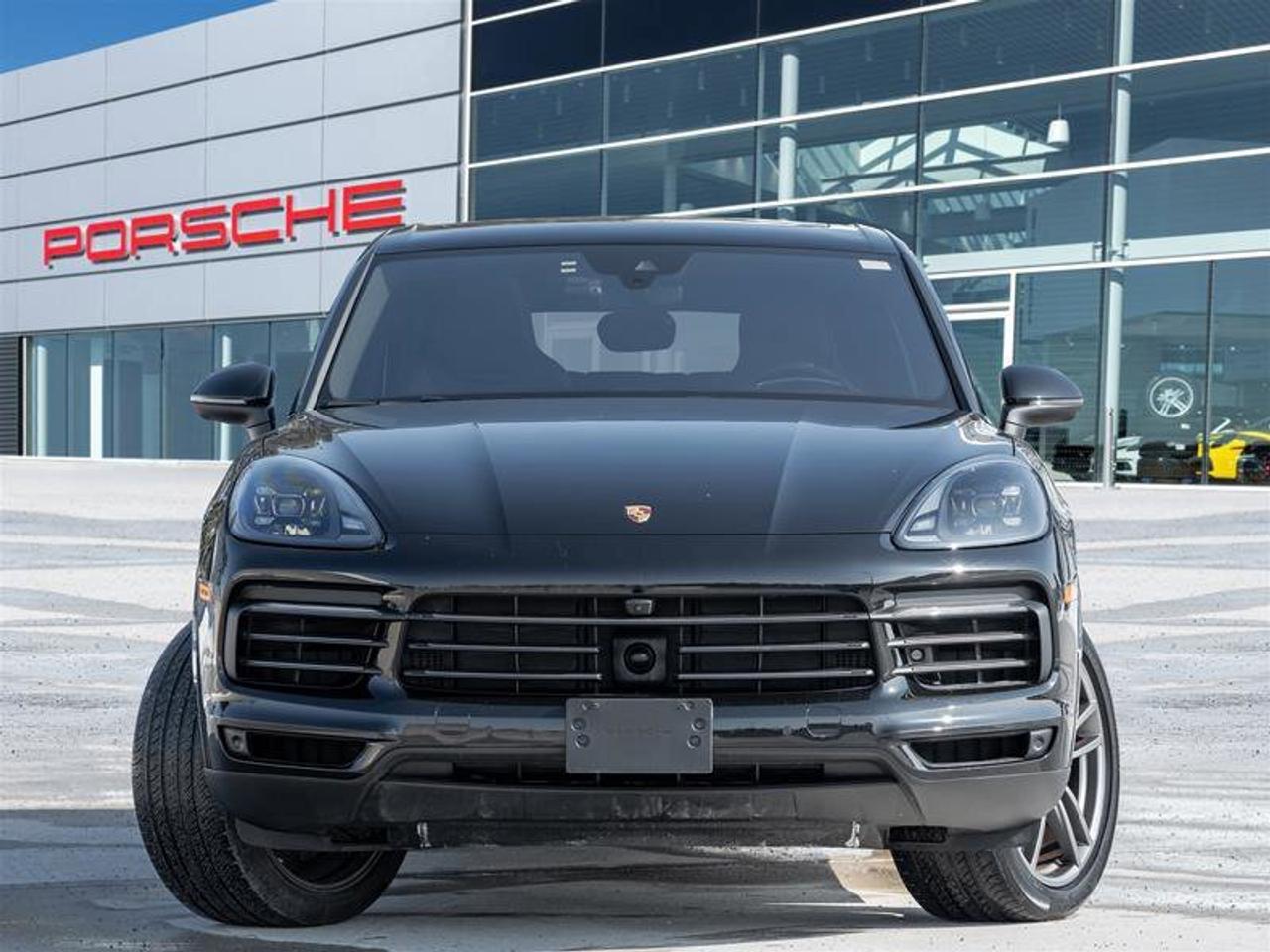 2023 Porsche Cayenne Platinum Edition AWD CPO Assistance Pkg Premium Pk Photo