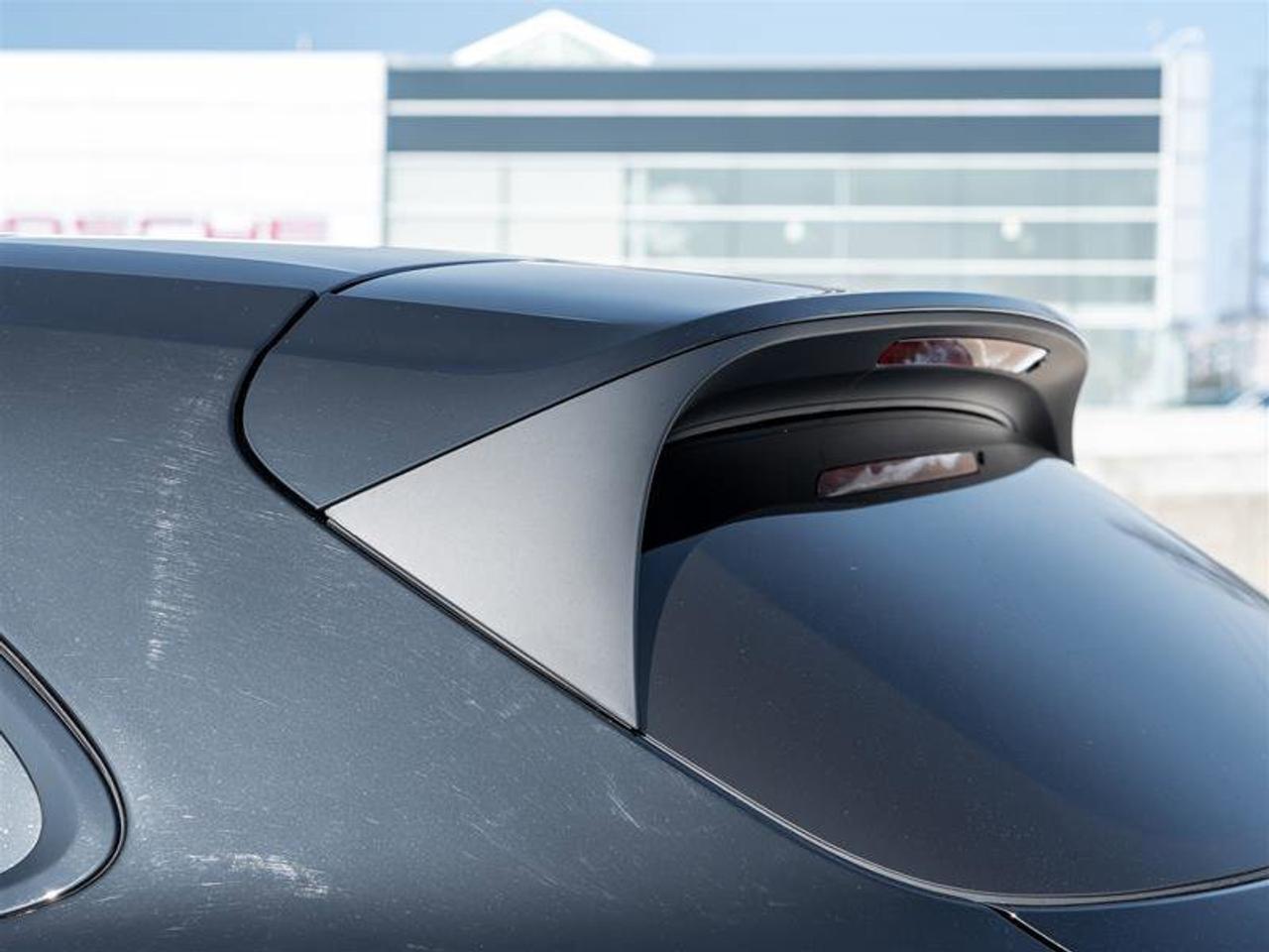 2023 Porsche Cayenne Platinum Edition AWD CPO Assistance Pkg Premium Pk Photo