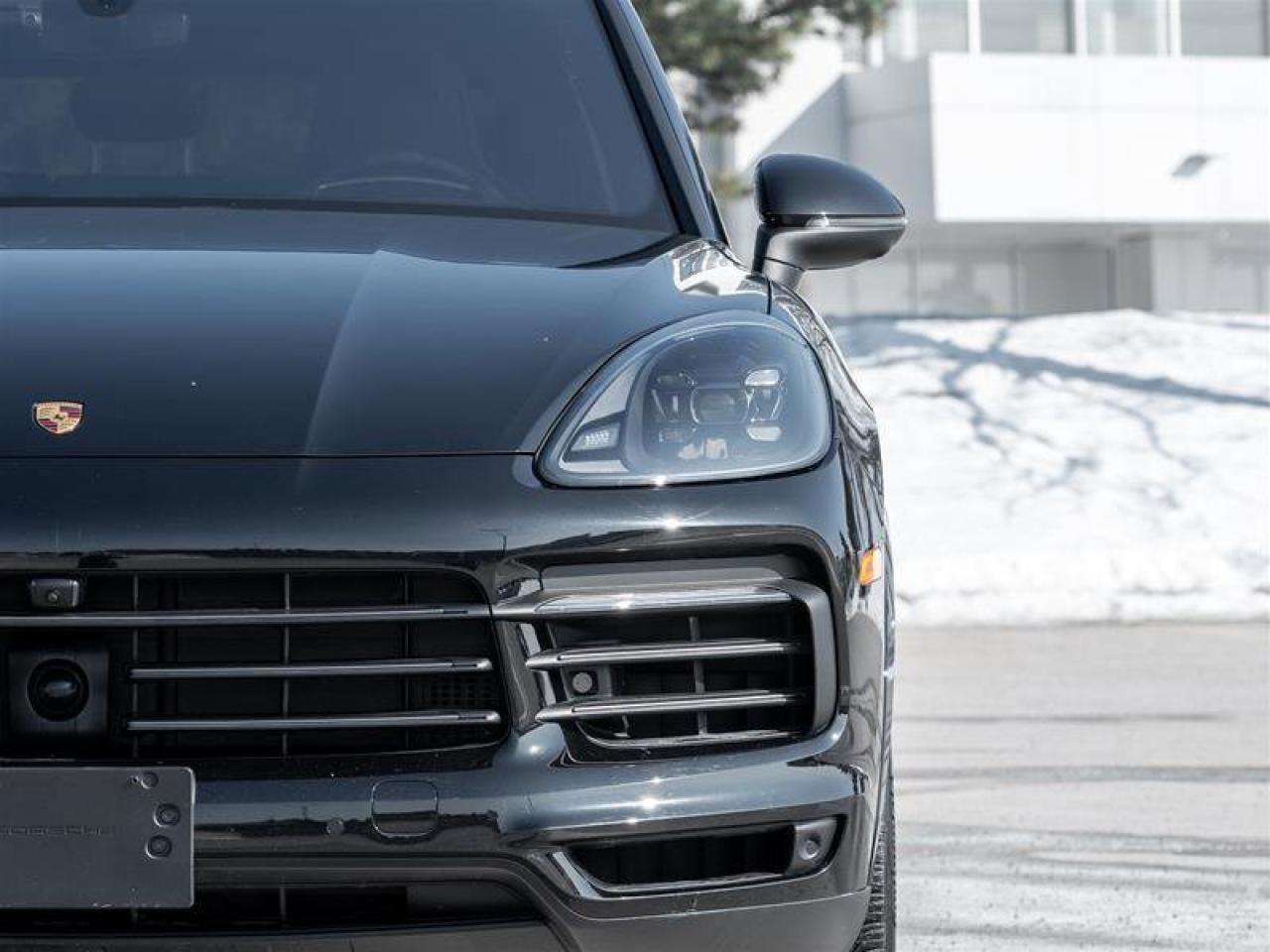 2023 Porsche Cayenne Platinum Edition AWD CPO Assistance Pkg Premium Pk Photo