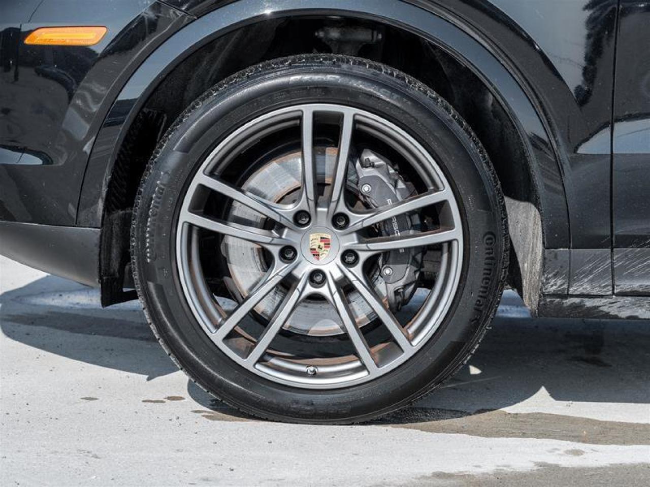 2023 Porsche Cayenne Platinum Edition AWD CPO Assistance Pkg Premium Pk Photo