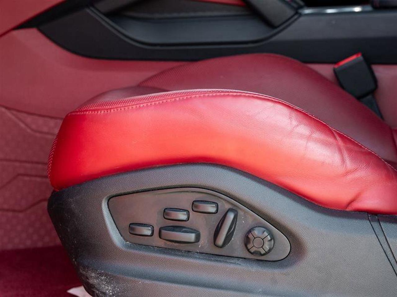 2023 Porsche Cayenne Platinum Edition AWD CPO Assistance Pkg Premium Pk Photo