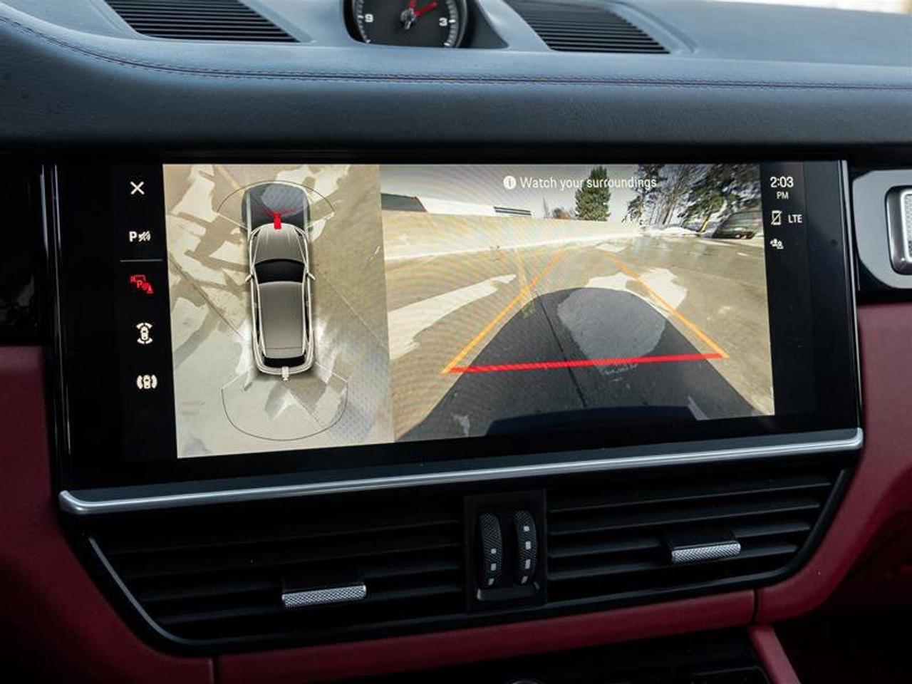 2023 Porsche Cayenne Platinum Edition AWD CPO Assistance Pkg Premium Pk Photo