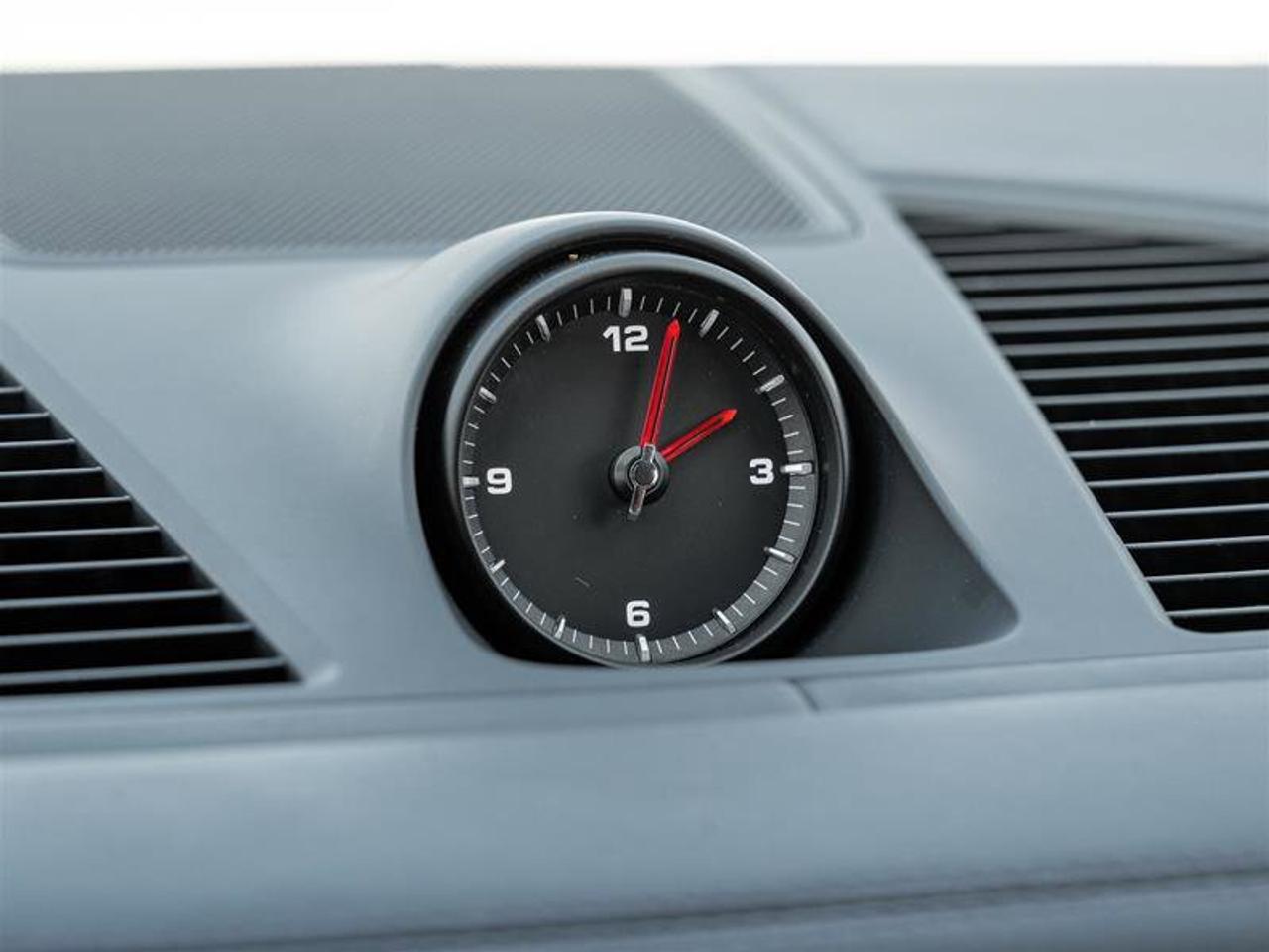 2023 Porsche Cayenne Platinum Edition AWD CPO Assistance Pkg Premium Pk Photo