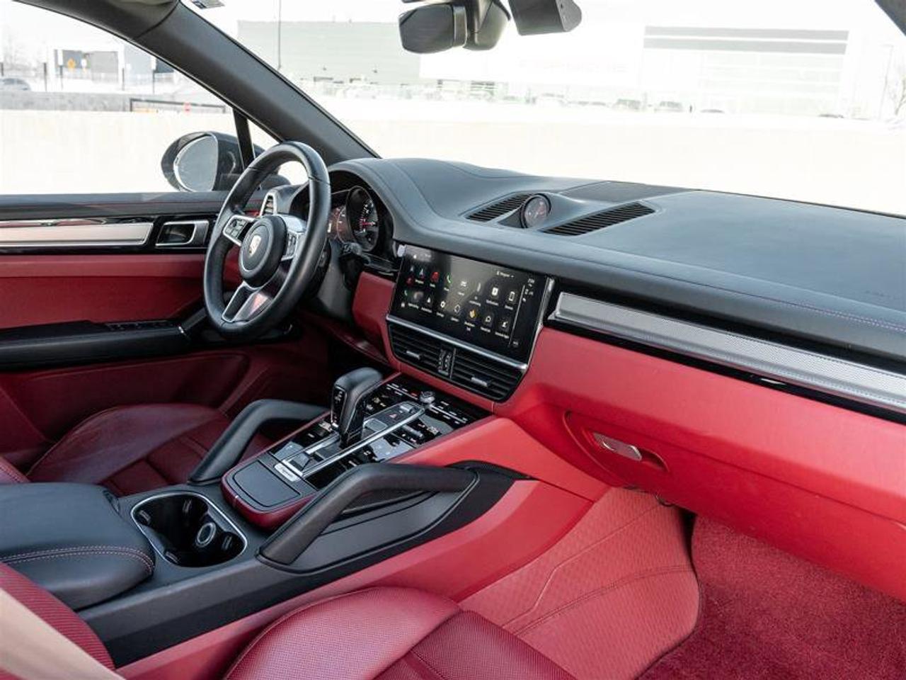 2023 Porsche Cayenne Platinum Edition AWD CPO Assistance Pkg Premium Pk Photo