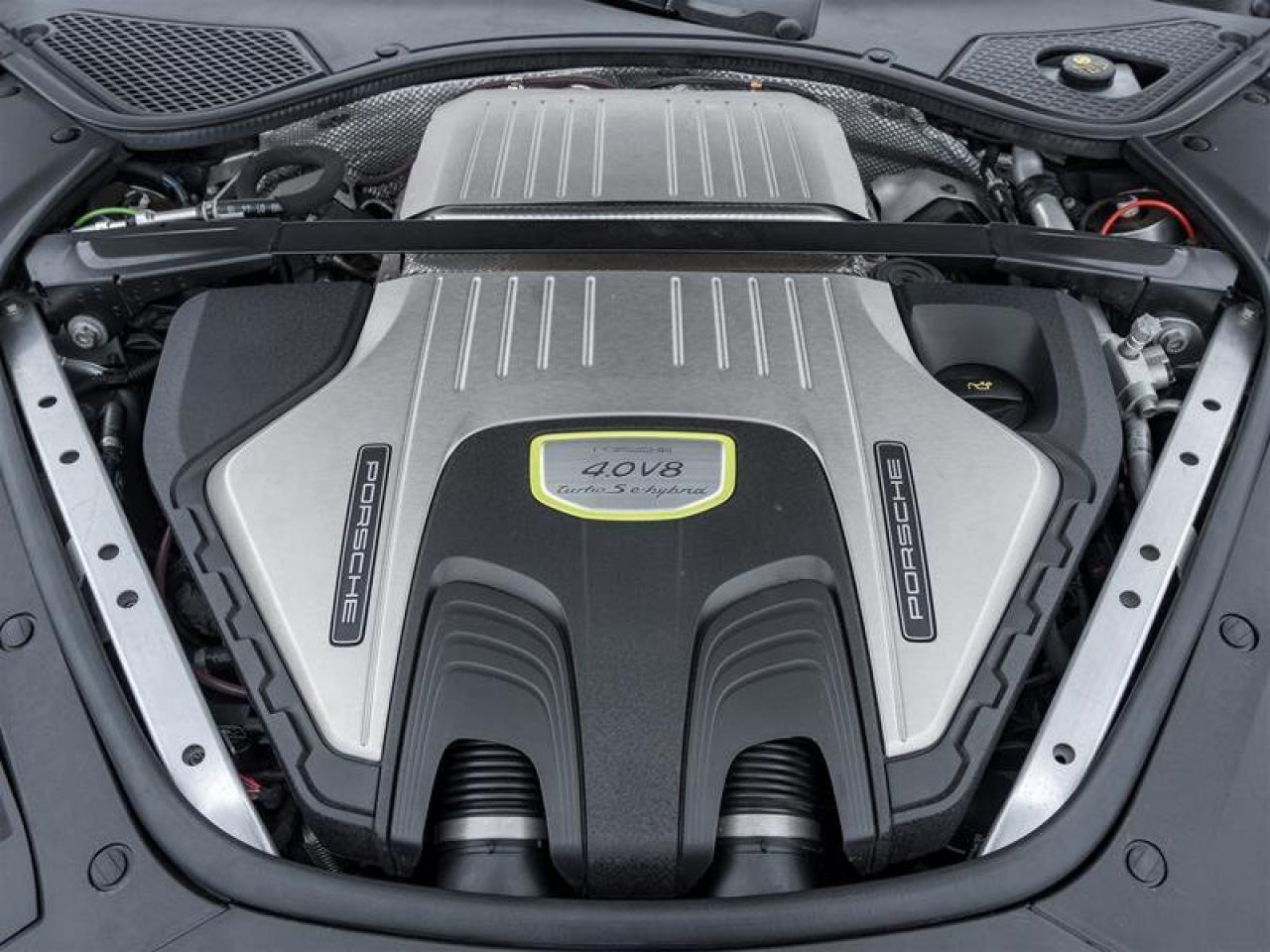 2019 Porsche Panamera AWD Low Km Clean CarFax Premium Pkg Plus SportDesi Photo