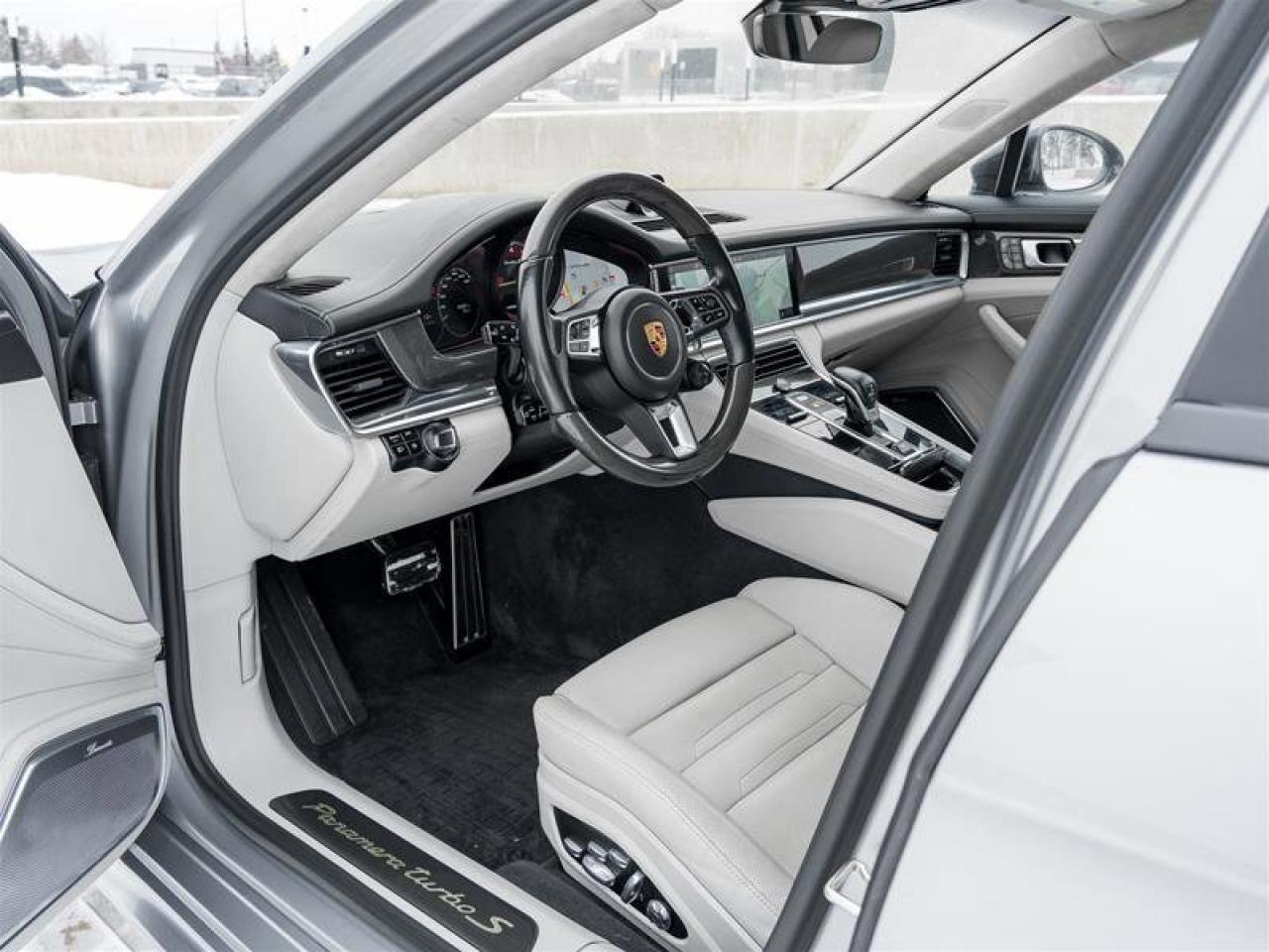 2019 Porsche Panamera AWD Low Km Clean CarFax Premium Pkg Plus SportDesi Photo