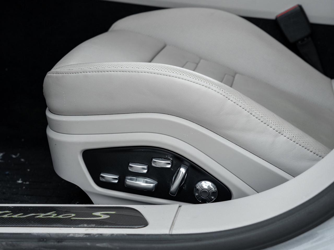 2019 Porsche Panamera Turbo S e-Hybrid Spt Turismo AWD Existing Warranty Photo