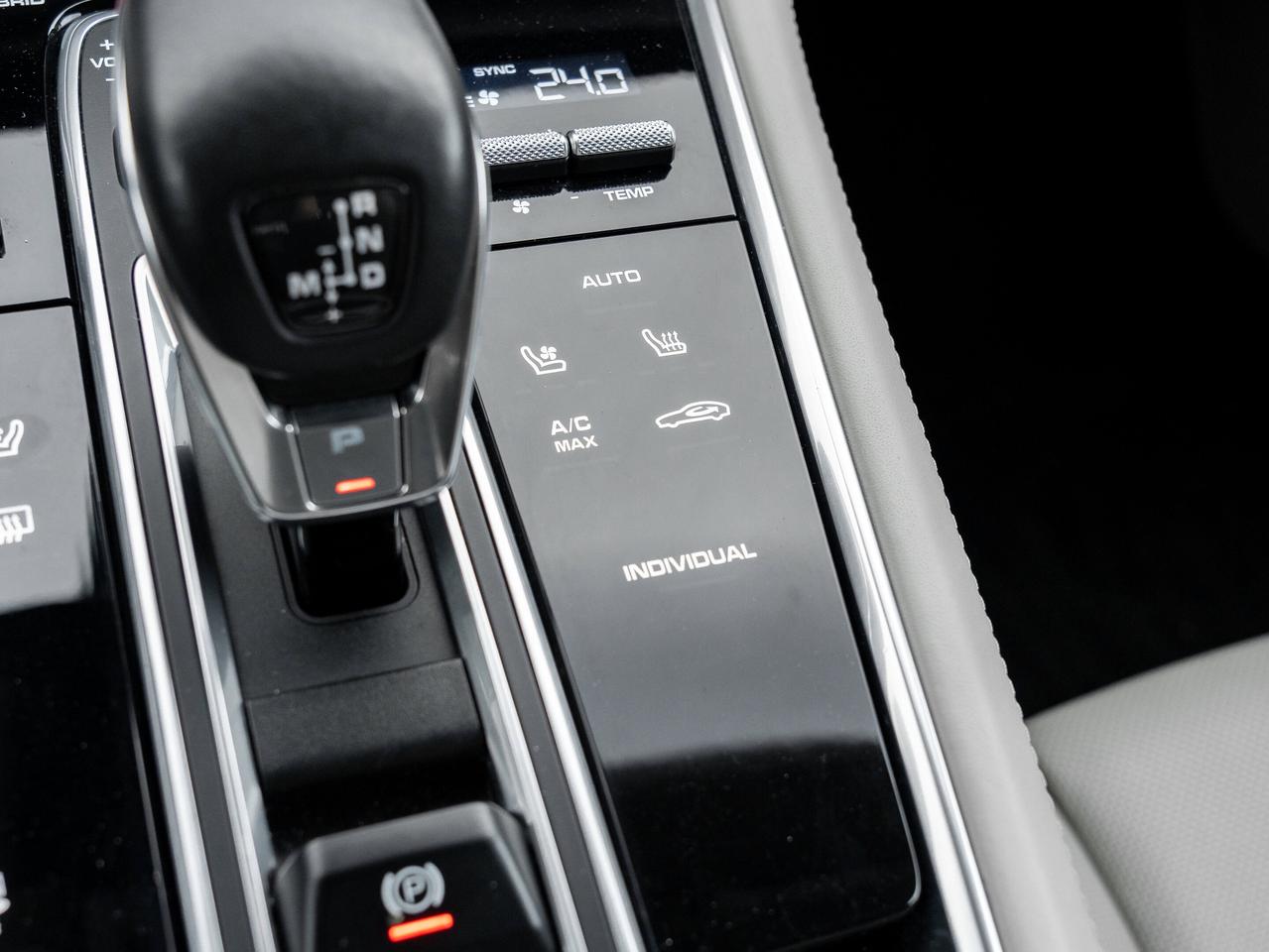 2019 Porsche Panamera Turbo S e-Hybrid Spt Turismo AWD Existing Warranty Photo
