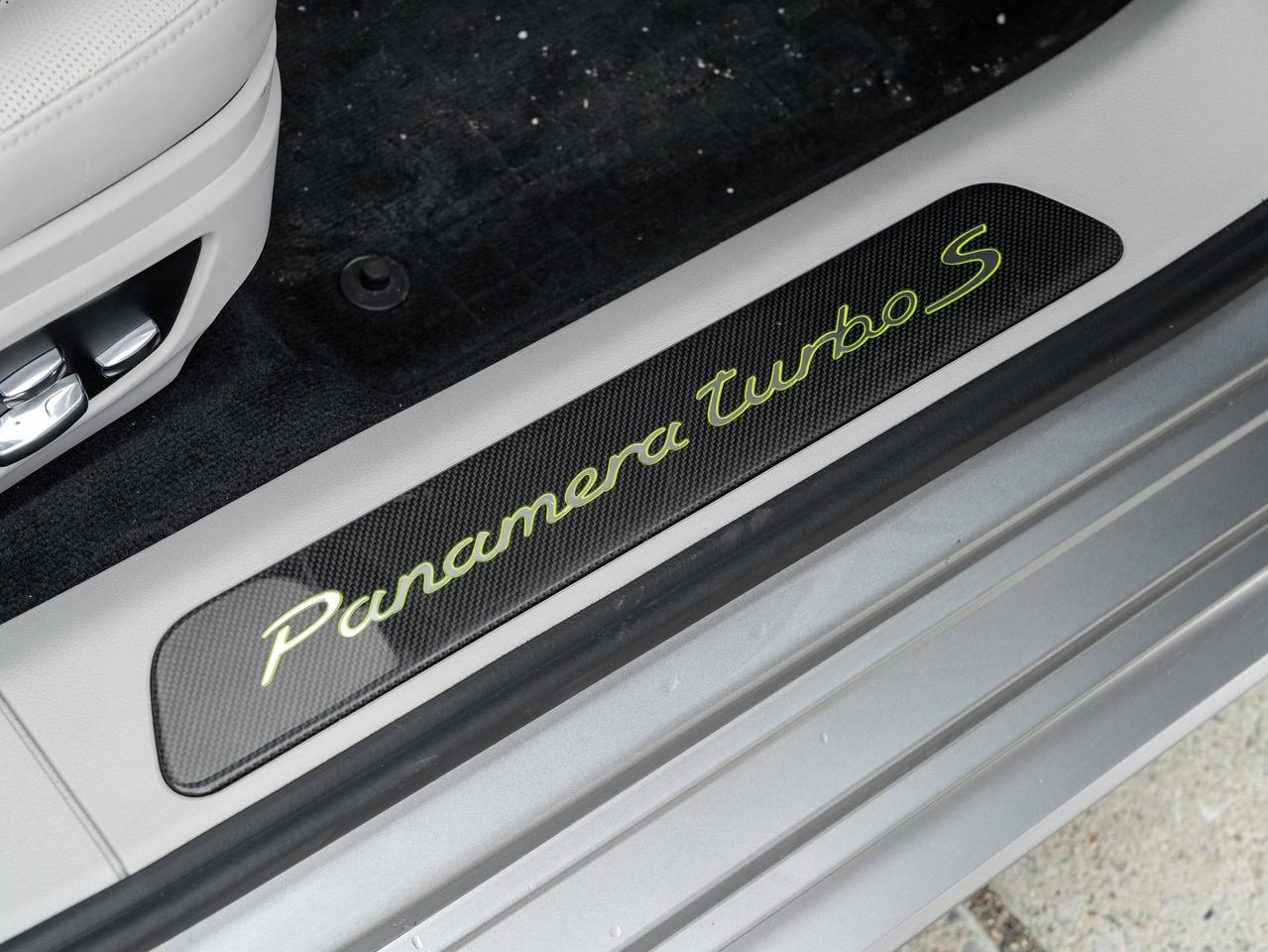 2019 Porsche Panamera Turbo S e-Hybrid Spt Turismo AWD Existing Warranty Photo