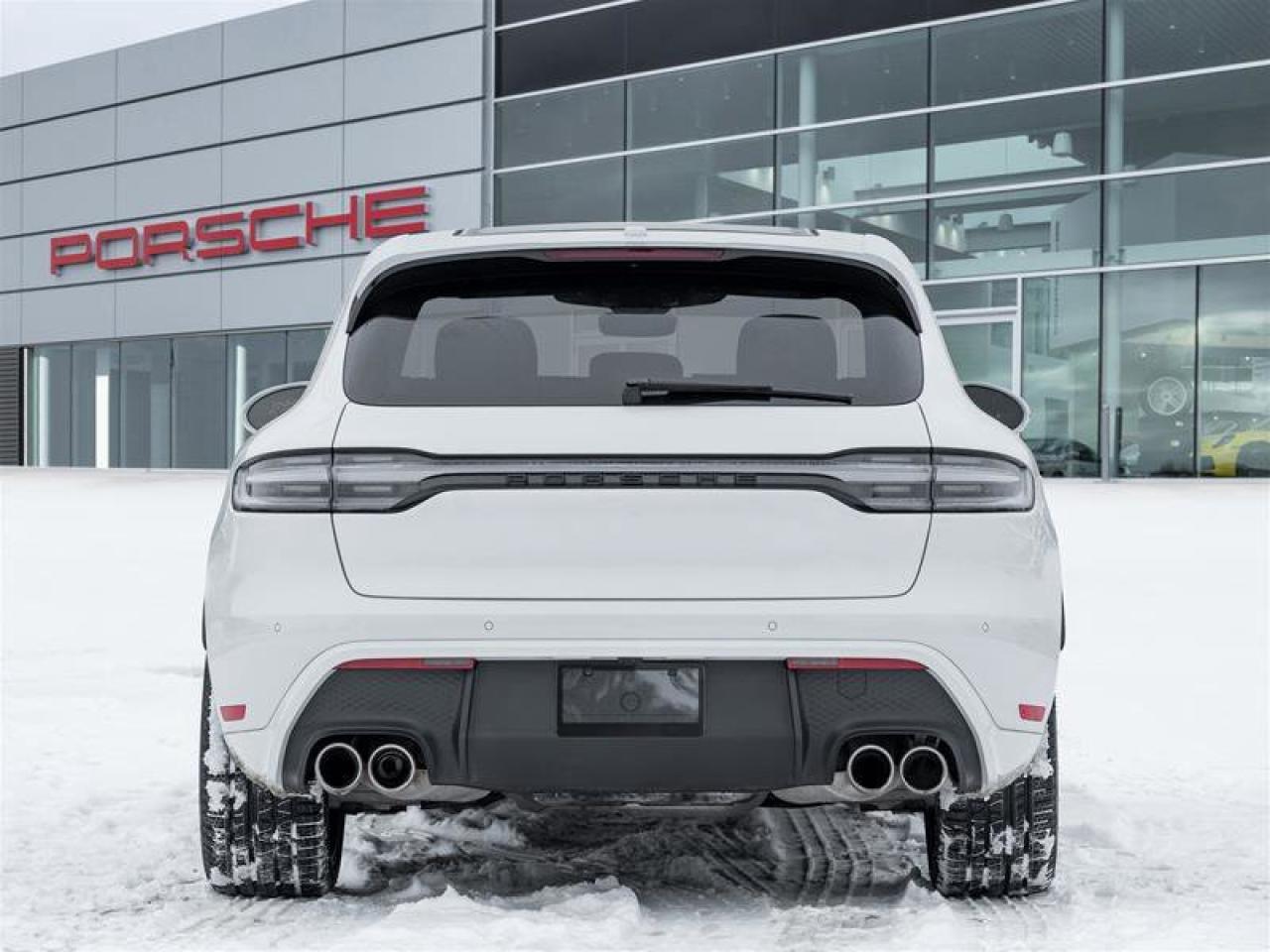 2025 Porsche Macan S AWD Premium Pkg Plus 21 RS Spyder Design Wheels Photo