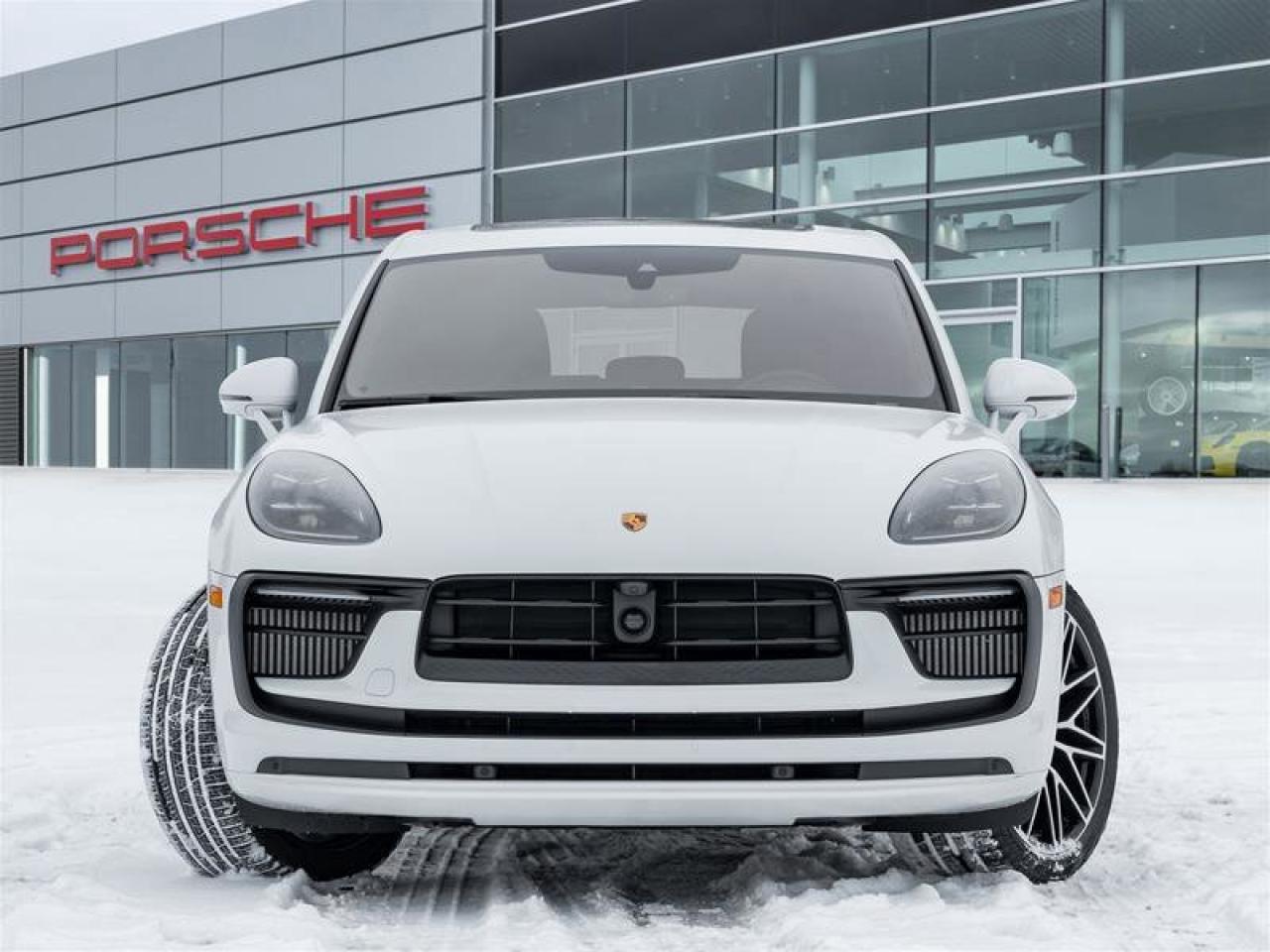 2025 Porsche Macan S AWD Premium Pkg Plus 21 RS Spyder Design Wheels Photo