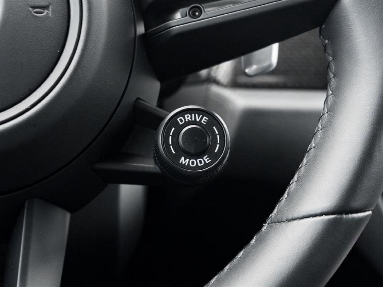 2025 Porsche Macan S AWD Premium Pkg Plus 21 RS Spyder Design Wheels Photo