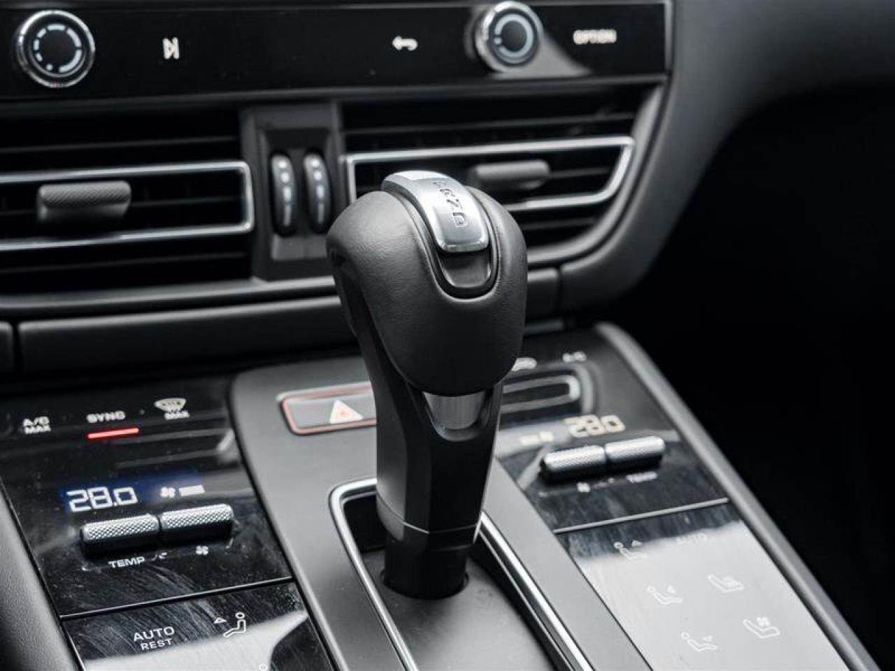 2025 Porsche Macan S AWD Premium Pkg Plus 21 RS Spyder Design Wheels Photo