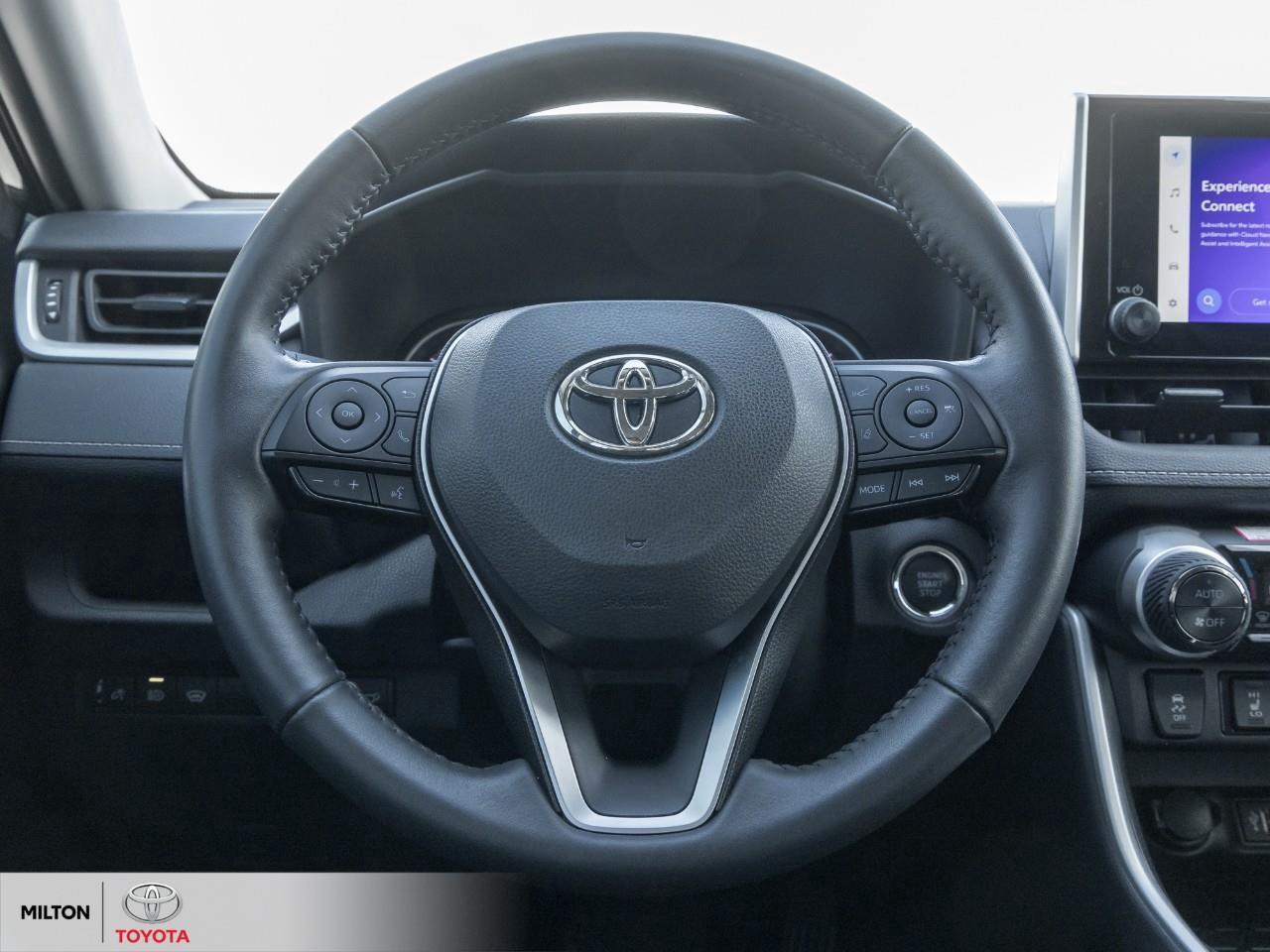 2025 Toyota RAV4 POWER SEAT SUNROOF HEATED STEERING ONE OWNER TCUV Photo