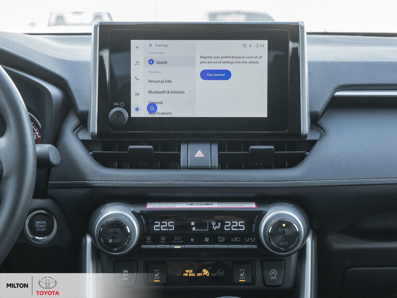 2025 Toyota RAV4 POWER SEAT SUNROOF HEATED STEERING ONE OWNER TCUV Photo