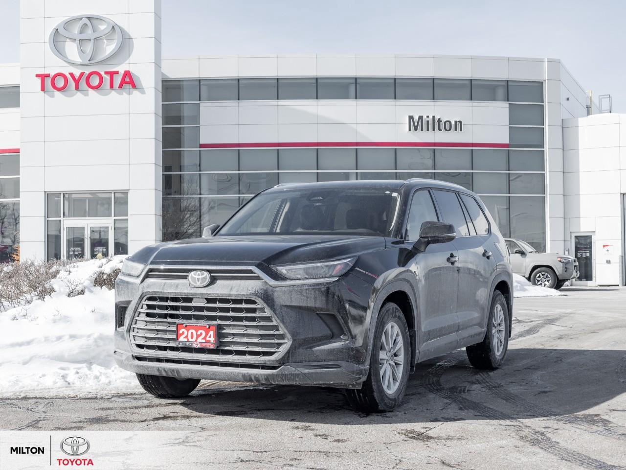 2024 Toyota Grand Highlander LEATHER HEATED STEERING 8 PASSENGER ONE OWNER TCUV Photo