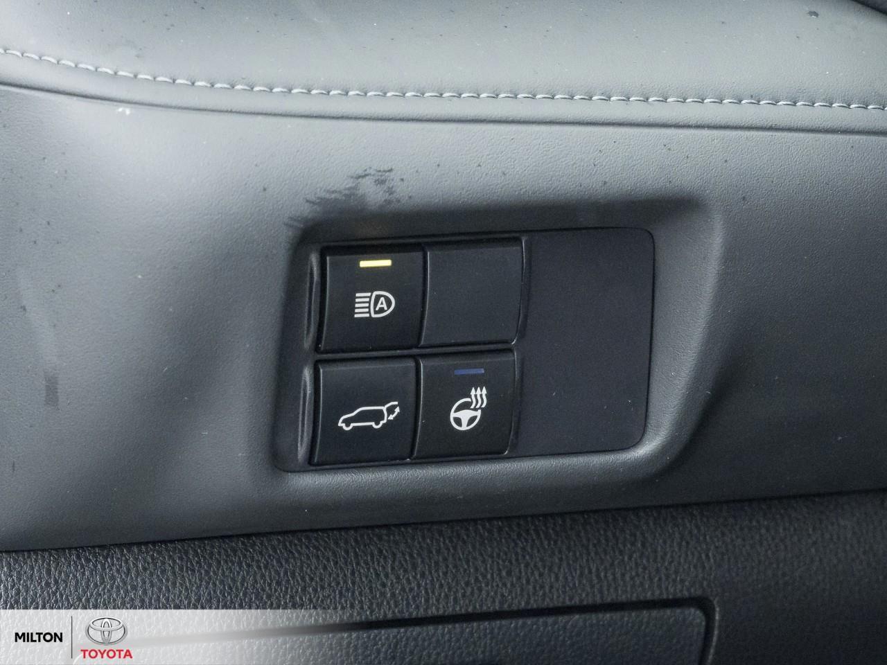 2024 Toyota Highlander Hybrid LEATHER NAVIGATION SUNROOF BLIND SPOT 8 PASSENGER Photo