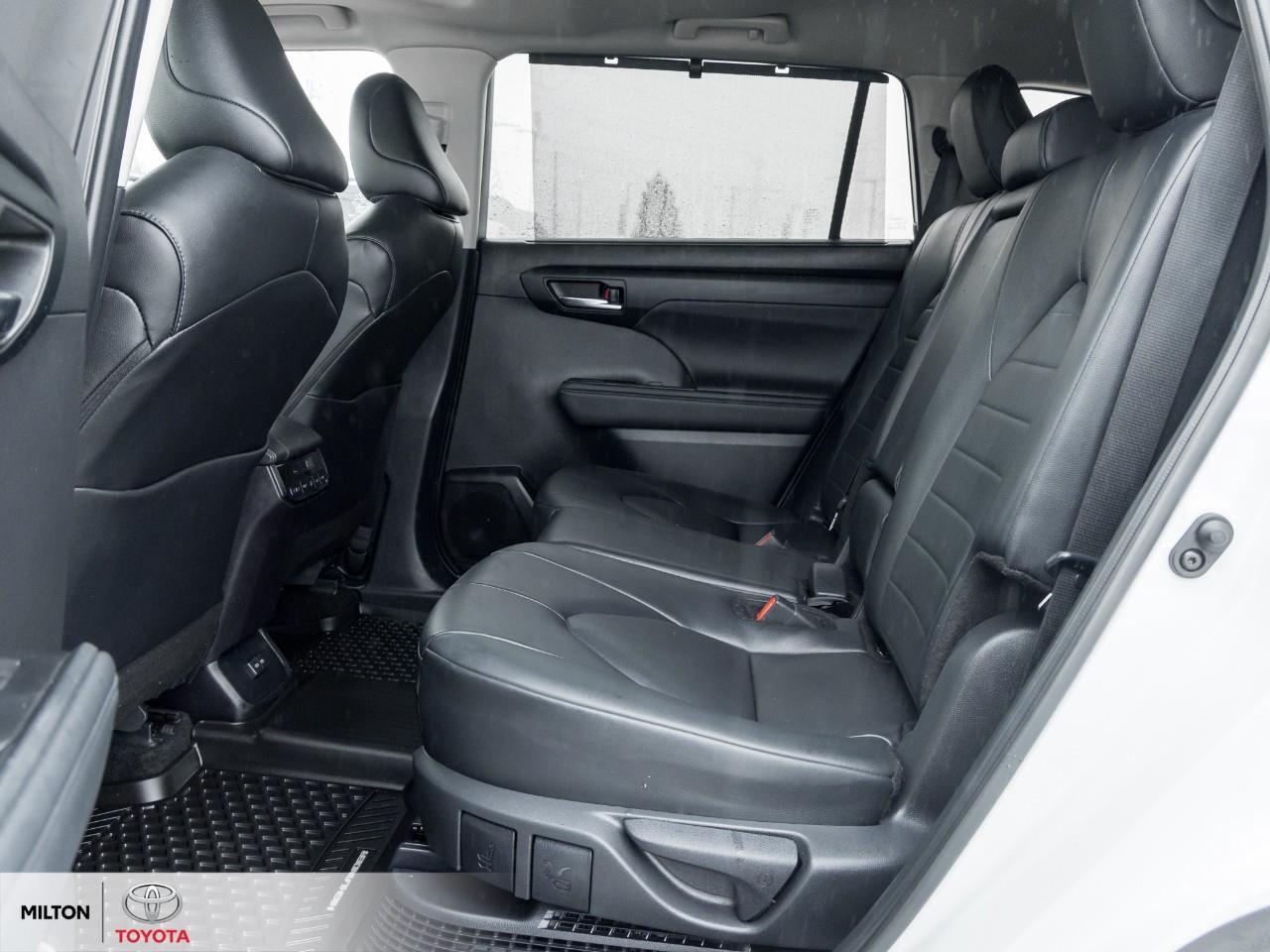 2024 Toyota Highlander Hybrid LEATHER NAVIGATION SUNROOF BLIND SPOT 8 PASSENGER Photo