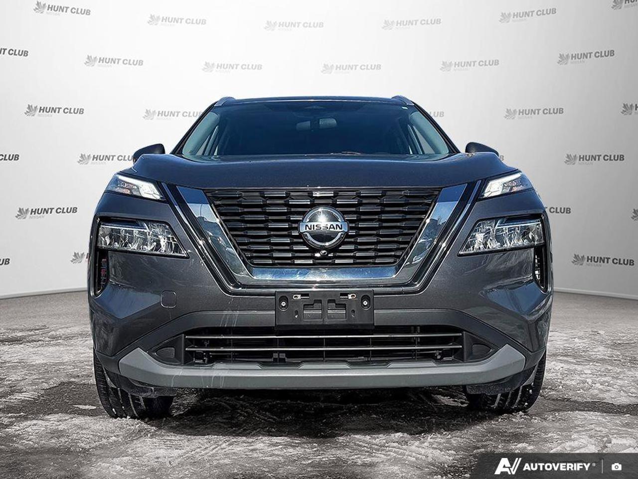 2021 Nissan Rogue SV Photo
