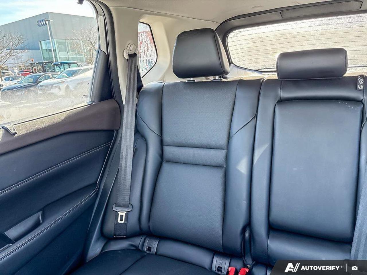 2021 Nissan Rogue SV Photo