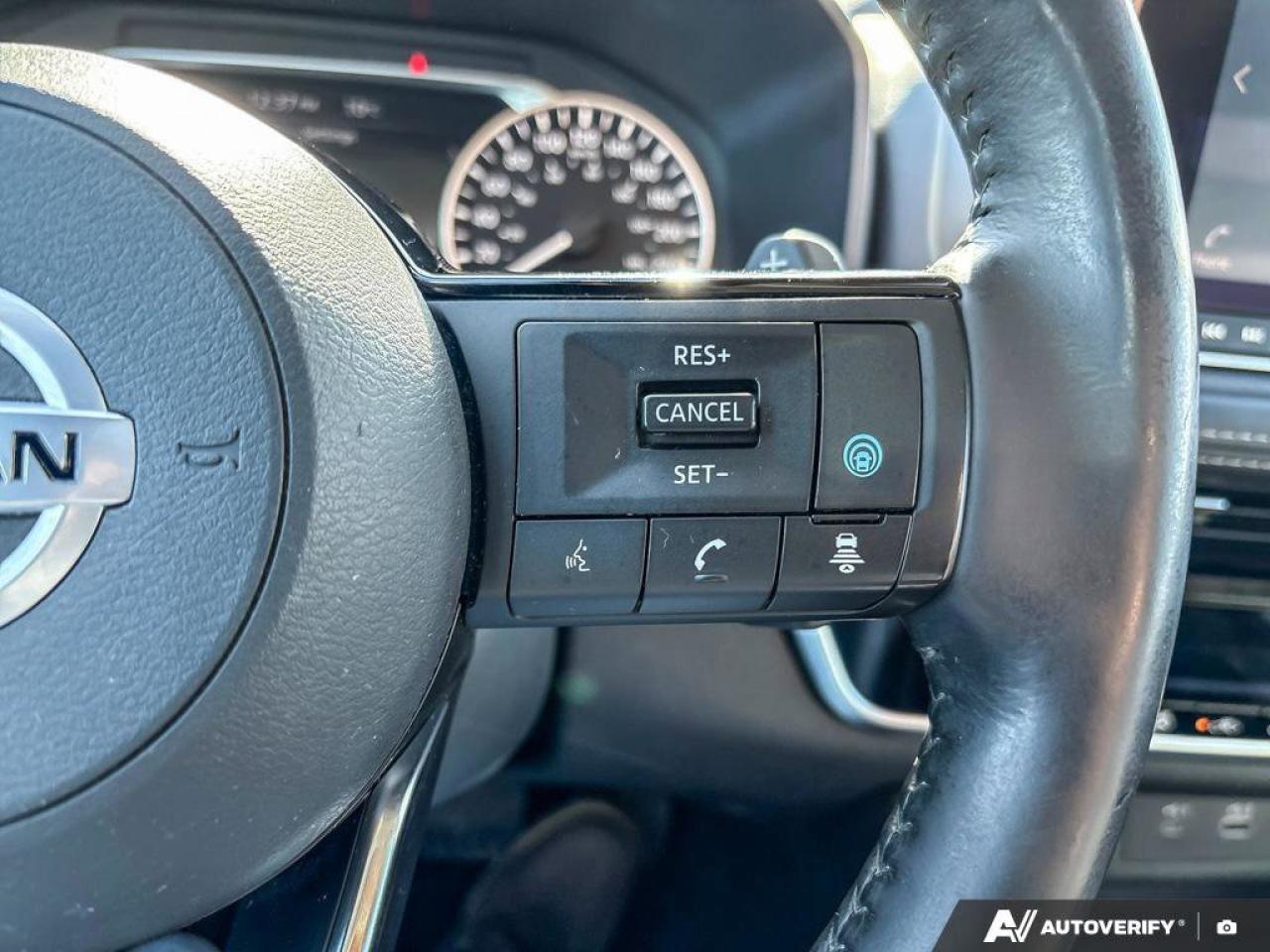 2021 Nissan Rogue SV Photo