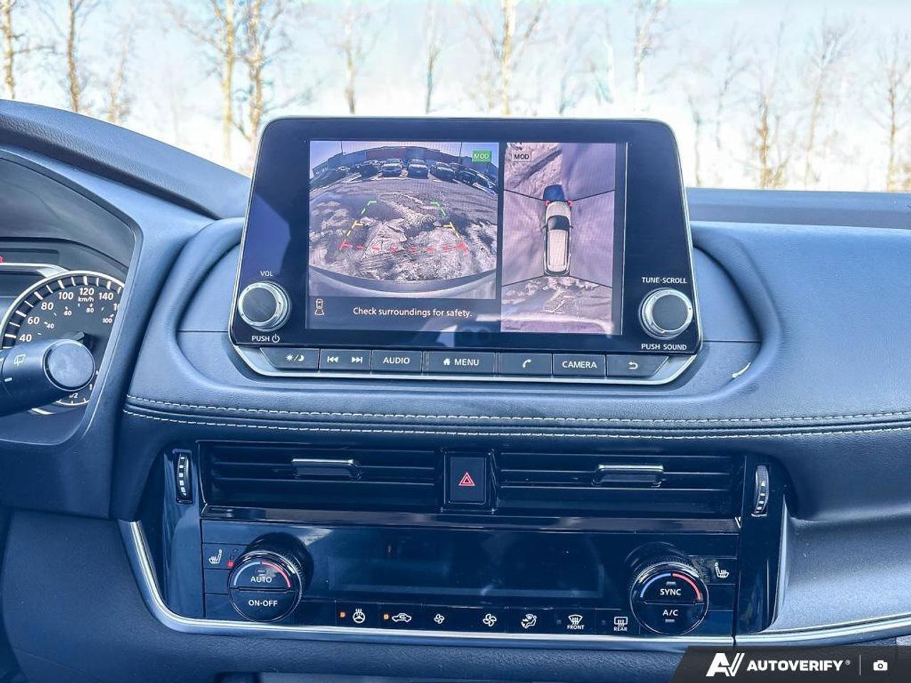 2021 Nissan Rogue SV Photo