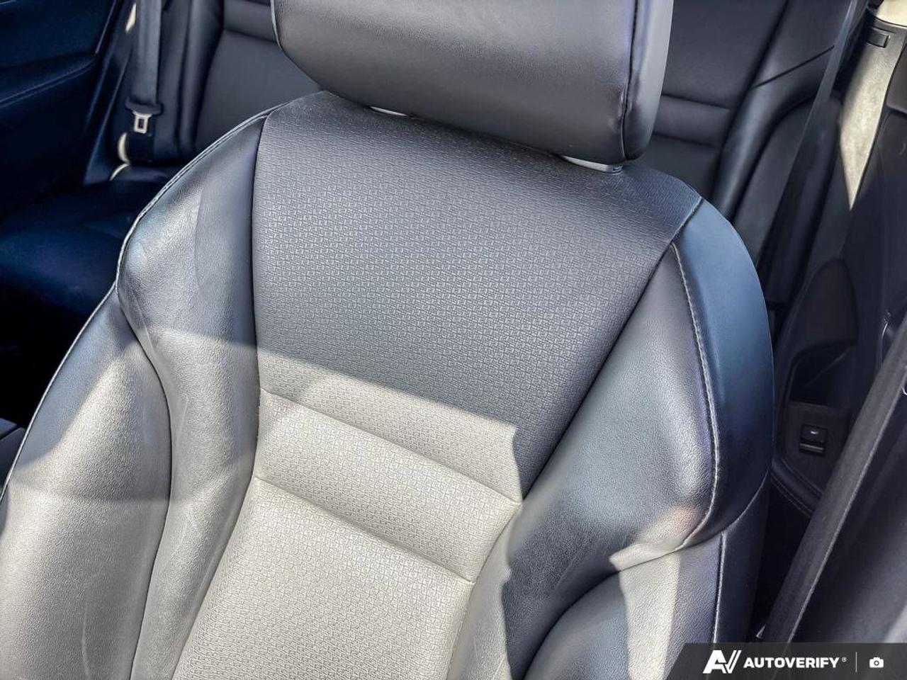 2021 Nissan Rogue SV Photo