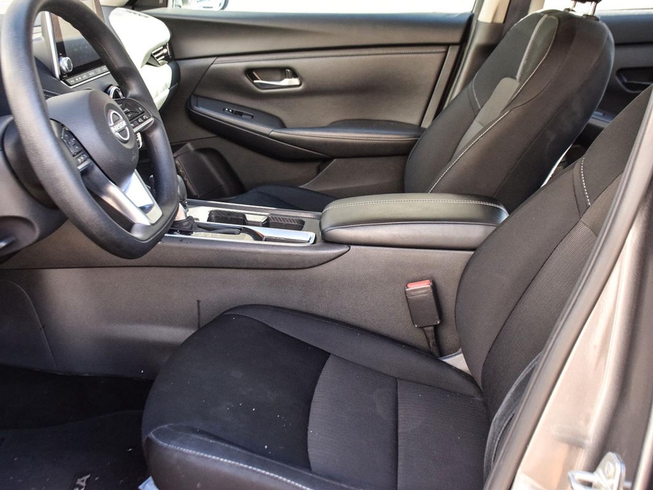 2024 Nissan Sentra SV 4DR SEDAN Photo