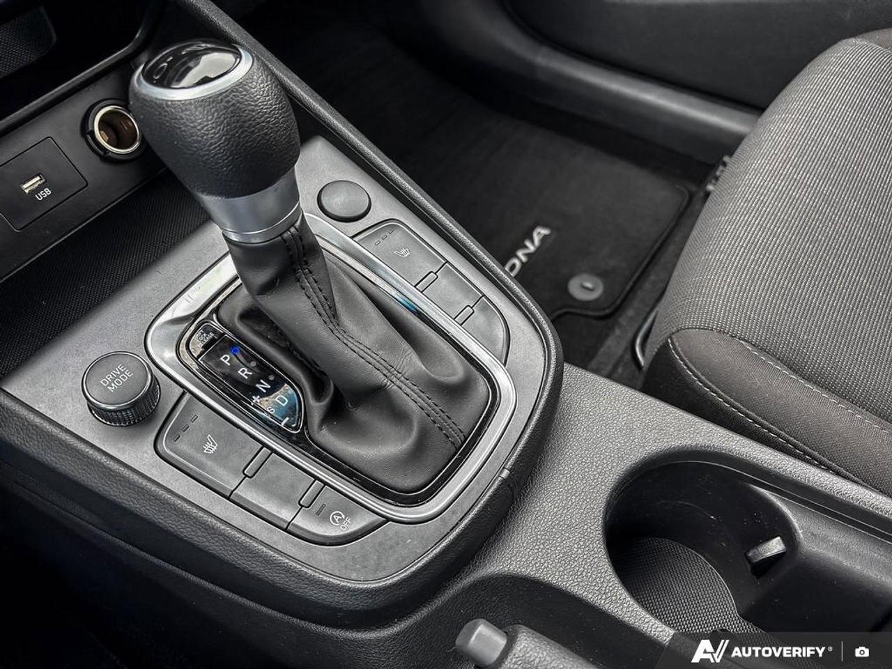 2022 Hyundai KONA Essential   Heated Seats   Apple CarPlay   Rear Ca Photo