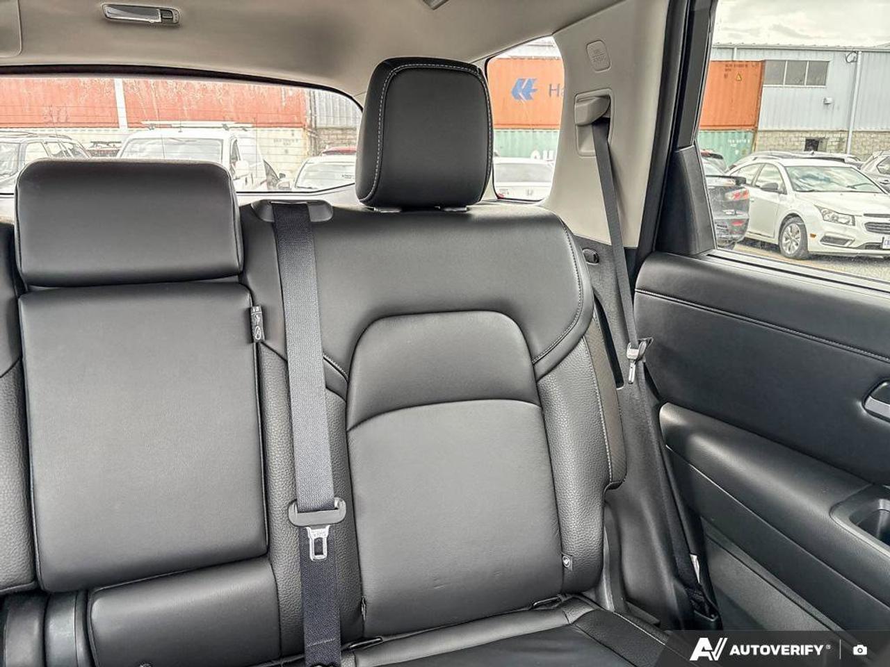 2024 Nissan Pathfinder SL   8 Passenger   Navigation   Moonroof   Leather Photo