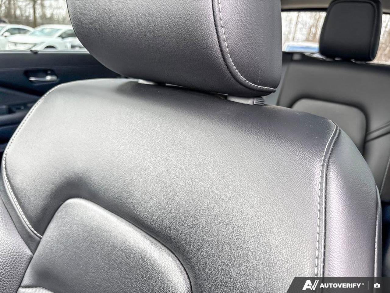 2024 Nissan Pathfinder SL   8 Passenger   Navigation   Moonroof   Leather Photo