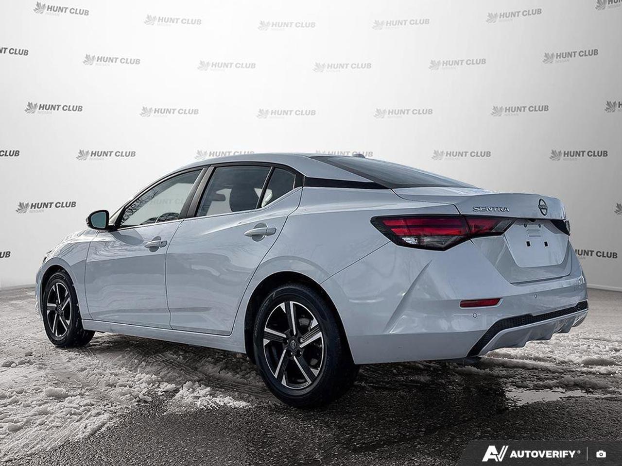 2024 Nissan Sentra SV Photo3