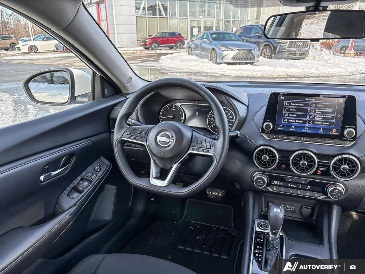 2024 Nissan Sentra SV Photo