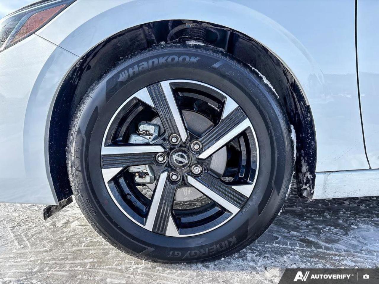 2024 Nissan Sentra SV Photo