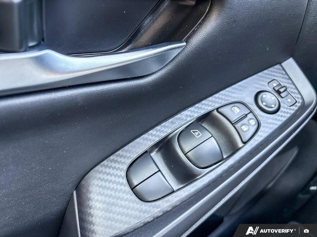 2024 Nissan Sentra SV Photo